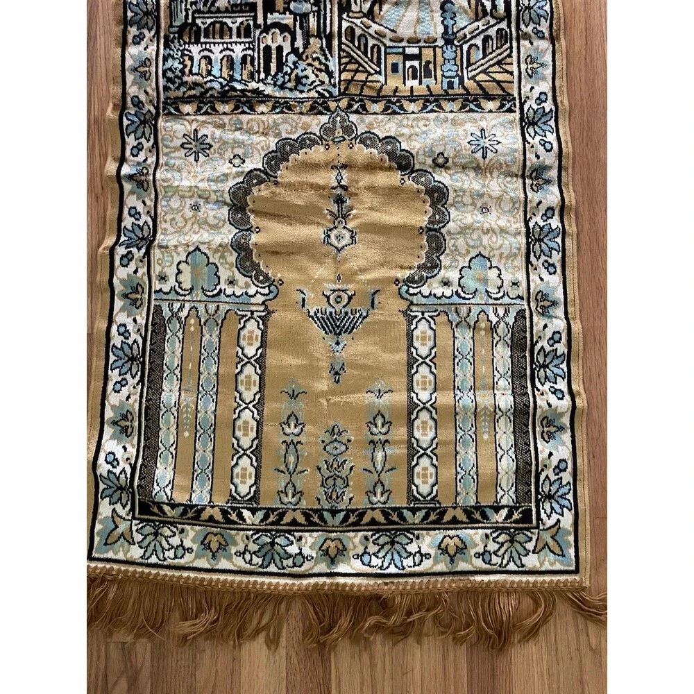Vintage Turkish Prayer Rug / Tapestry 26”x43” Plus 3” Fringe